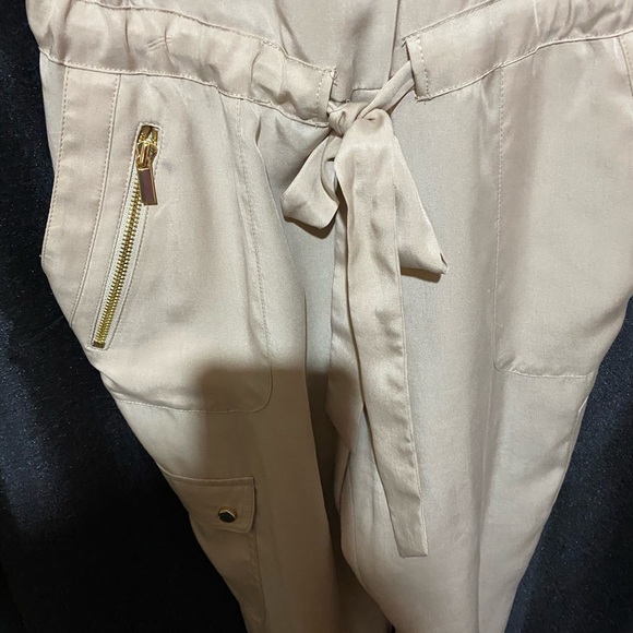 Cach’e beige romper - Picture 8 of 9